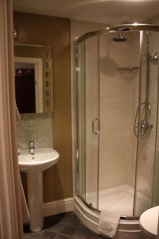 Classic Single Room